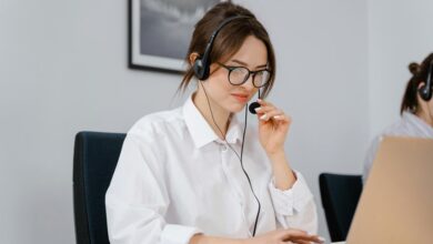 business service hotline number