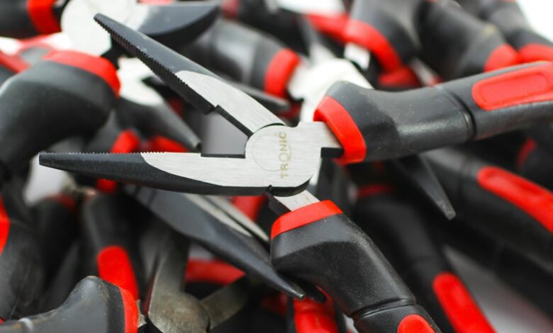 attention grabbing social media handle